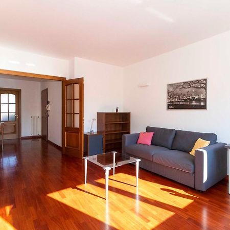 Cozy&Spacious Apt 2 Min Walk From The Tram Stop! Appartement Turijn Buitenkant foto