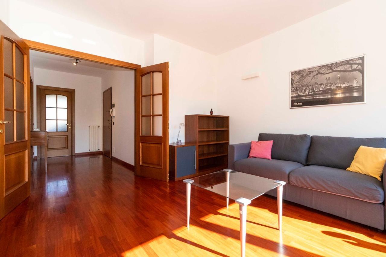 Cozy&Spacious Apt 2 Min Walk From The Tram Stop! Appartement Turijn Buitenkant foto